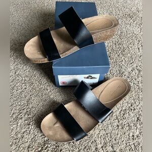 Women’s Universal Thread Black Kerryl Sandals